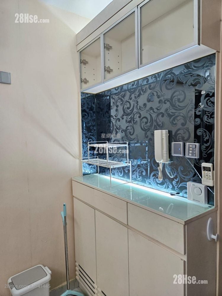 Beautiful Garden Sell 1 Bedroom , 1 Bathroom 293 ft²