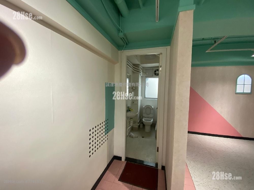 Shing Yip Industrial Building Rental Studio , 1 Toilet