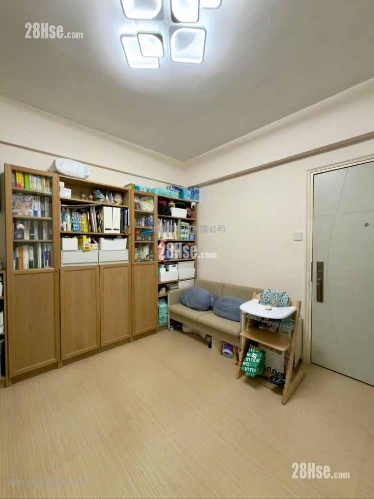 Apollo Building Sell 2 Bedrooms , 1 Bathroom 306 ft²