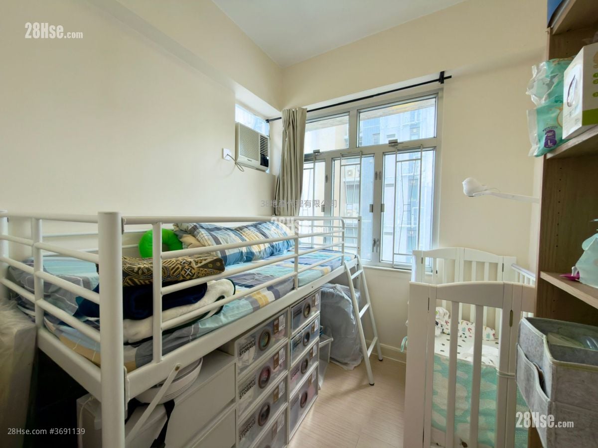 Apollo Building Sell 2 Bedrooms , 1 Bathroom 306 ft²