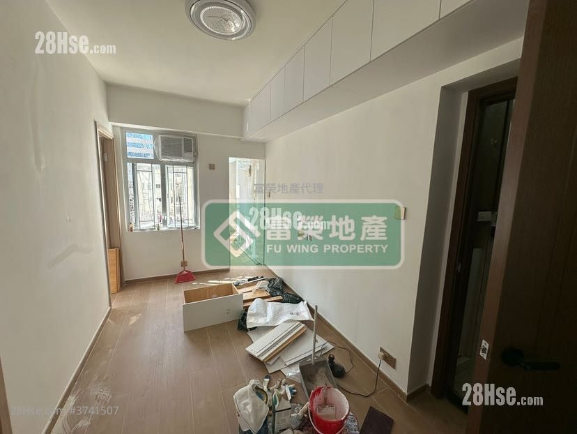 Chee Hing Building Sell 3 Bedrooms , 1 Bathroom 333 ft²