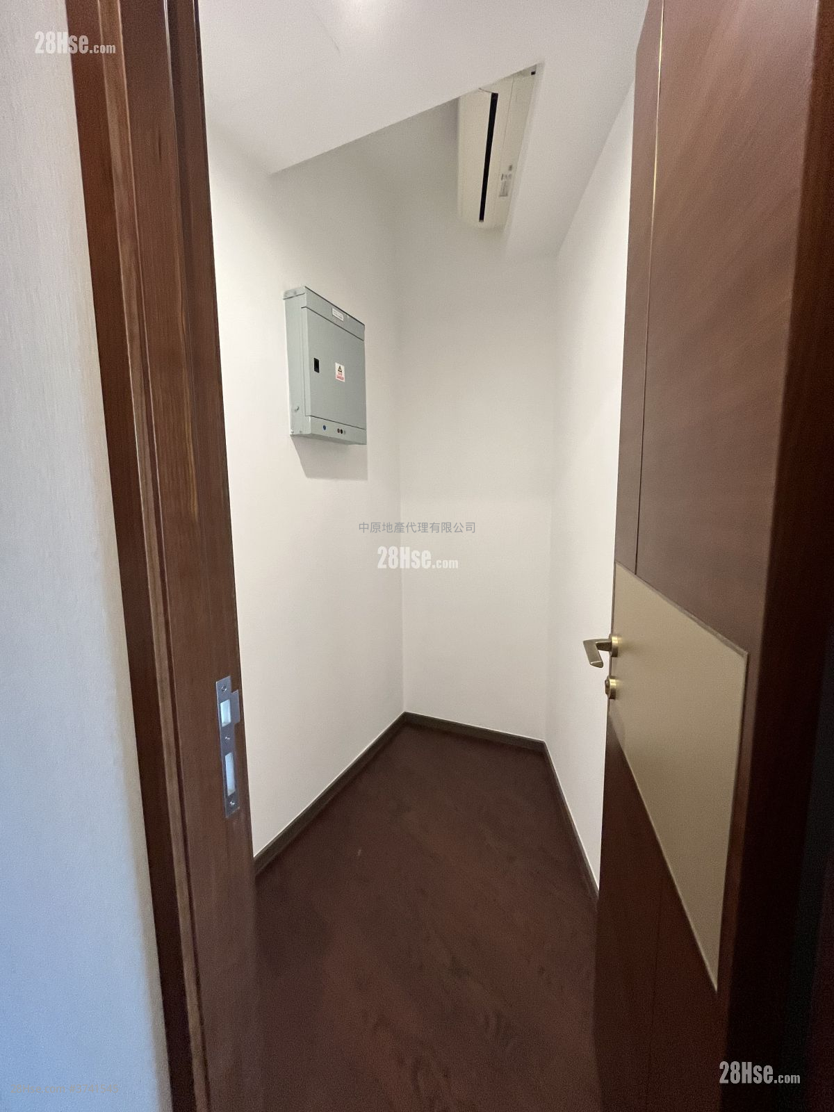 緹岸 租盤 4 房 , 2 浴室 790 平方呎