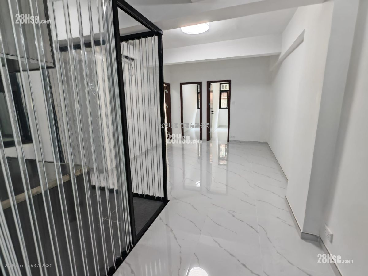 Golden Jubilee House Sell 3 Bedrooms , 2 Bathrooms 616 ft²