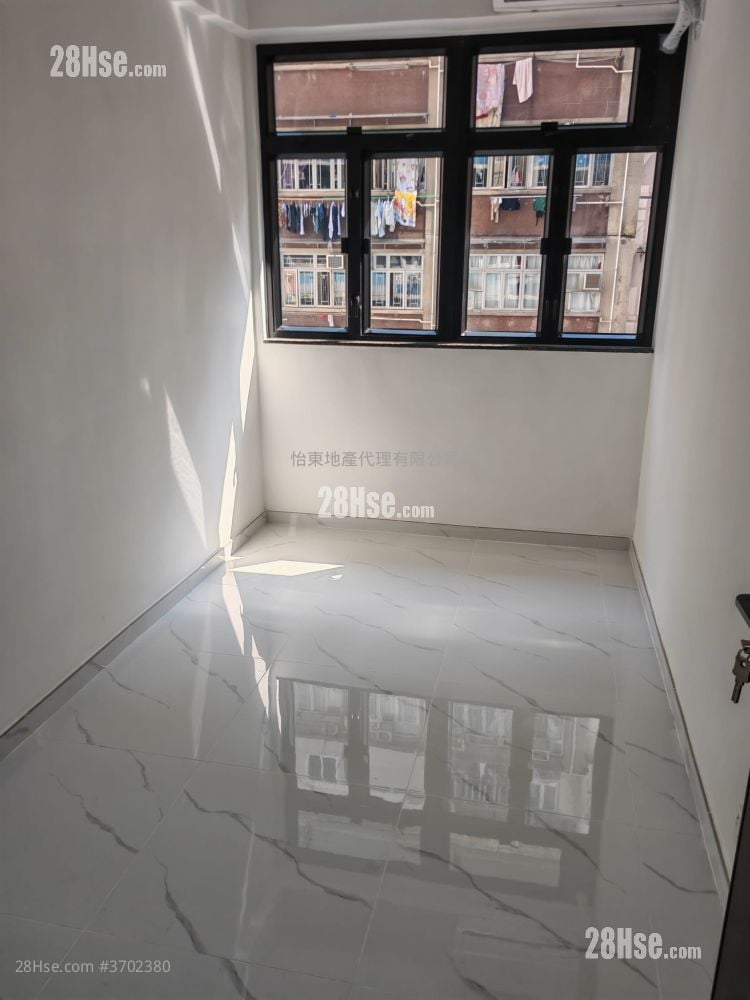 Golden Jubilee House Sell 3 Bedrooms , 2 Bathrooms 616 ft²