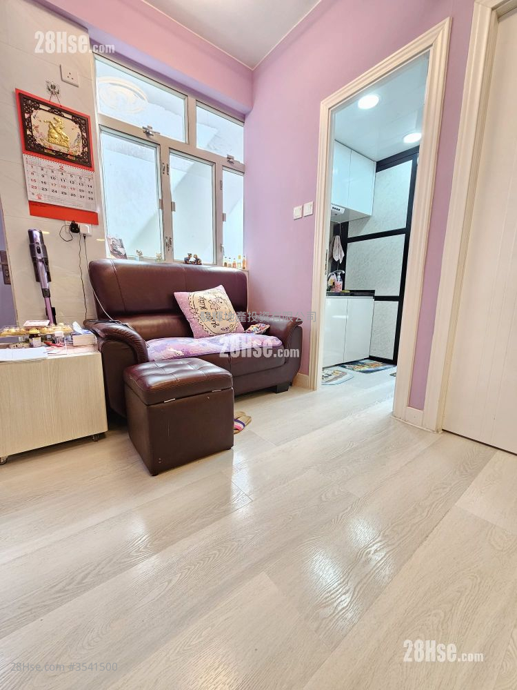 福昇大廈 售盤 1 房 , 1 浴室 281 平方呎