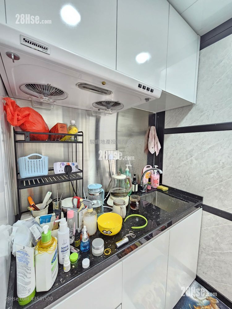 福昇大廈 售盤 1 房 , 1 浴室 281 平方呎