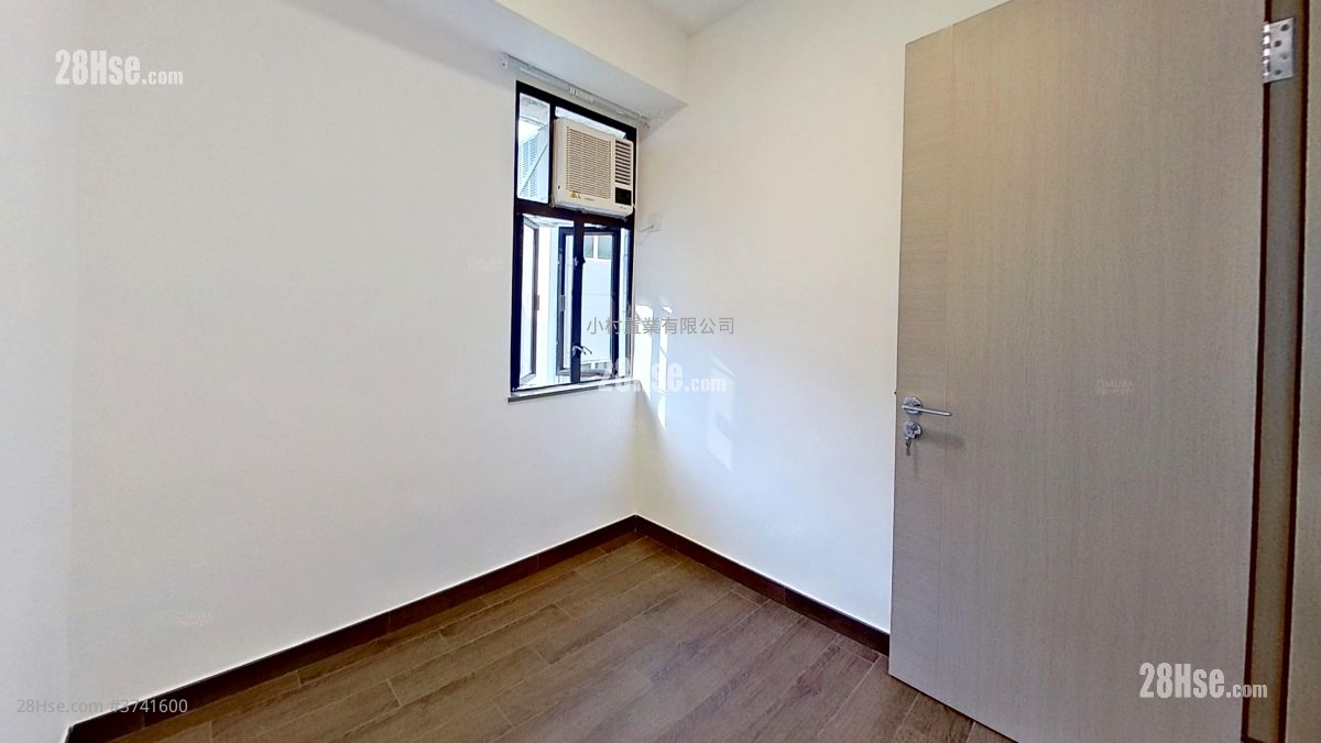 睡房 2: 恒信大廈 租盤 2 房 , 1 浴室 371 平方呎