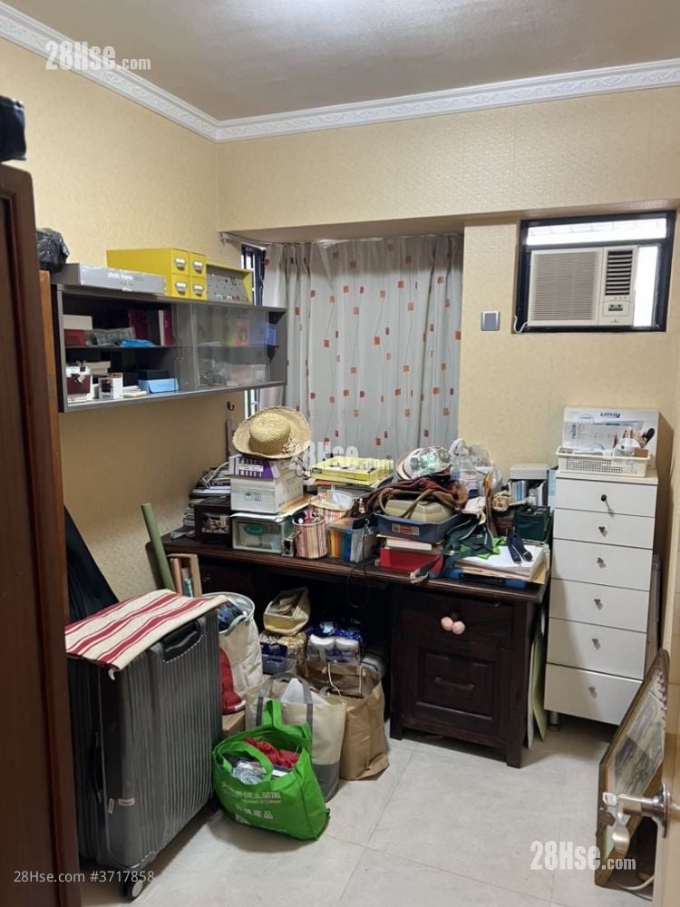 Meadowlands Sell 3 Bedrooms , 2 Bathrooms 798 ft²