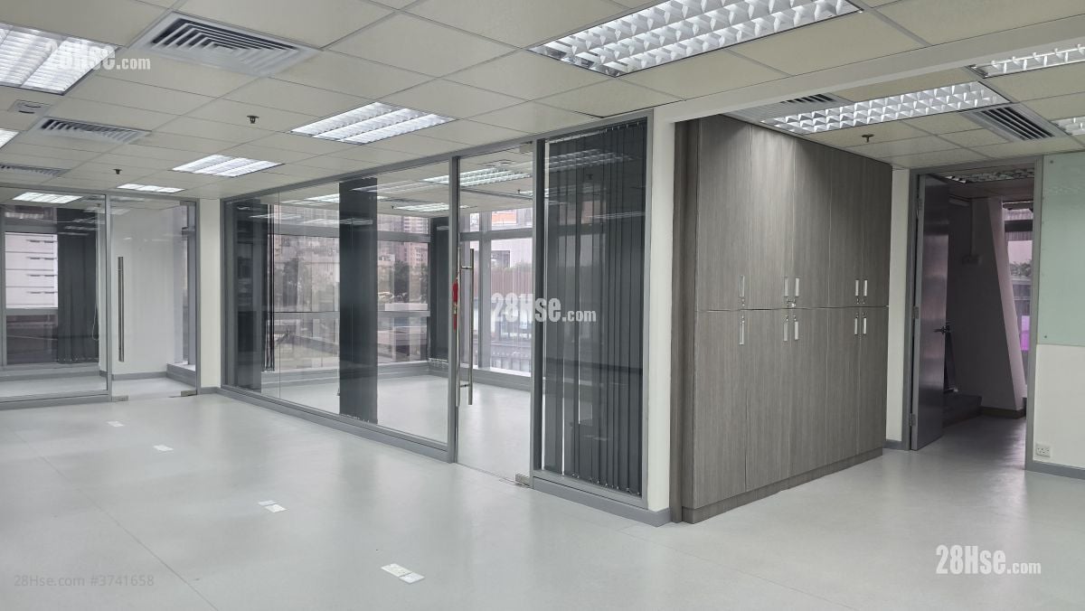 勤达中心 租盘 5+ 房 , 3 厕所