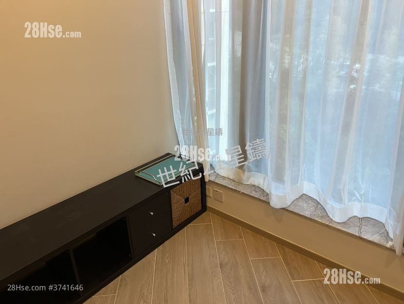 逸南 租盘 1 房 , 1 浴室 242 平方尺