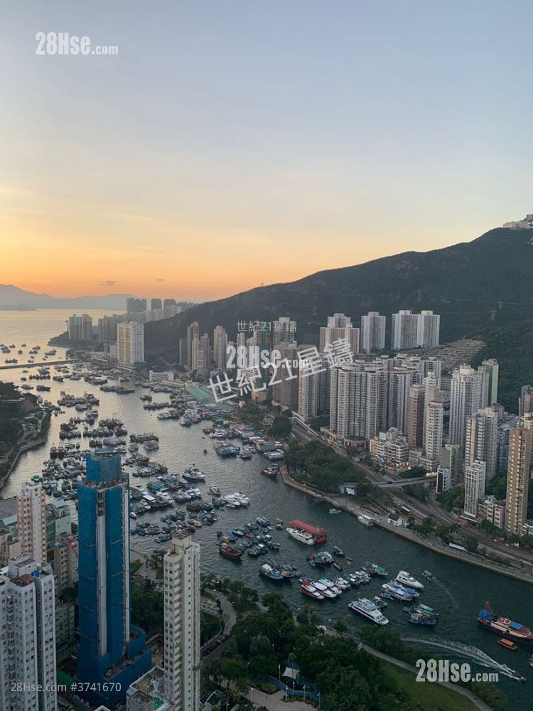 Sham Wan Towers Sell 4 Bedrooms 488 ft²