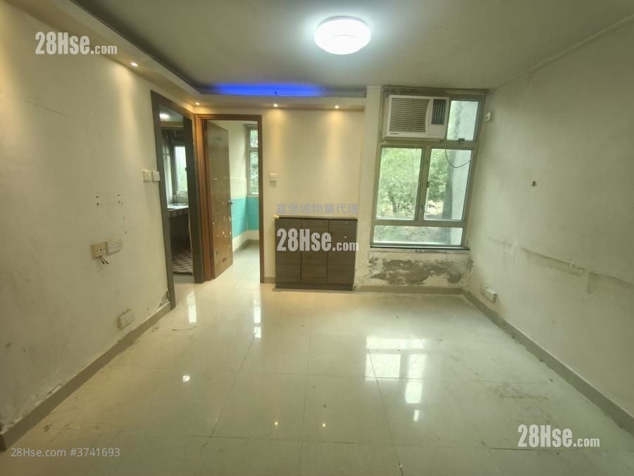 Pok Hong Estate Sell 2 Bedrooms , 1 Bathroom 343 ft²