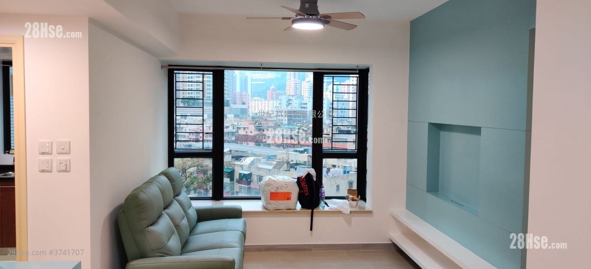 Chelsea Court Sell 3 Bedrooms , 2 Bathrooms 640 ft²