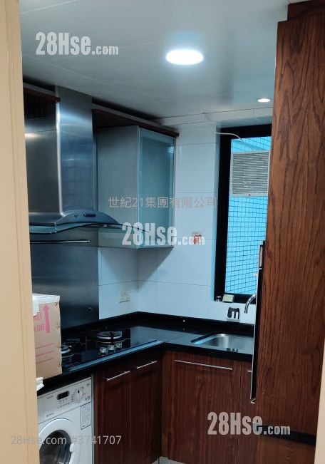 Chelsea Court Sell 3 Bedrooms , 2 Bathrooms 640 ft²