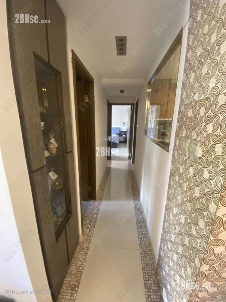 聚龍居 售盤 3 房 , 2 浴室 922 平方呎