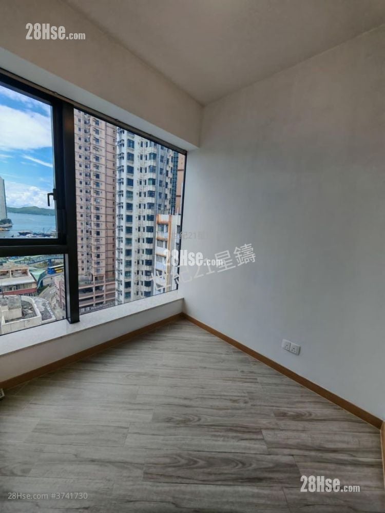 South Walk Aura Rental 1 Bedroom , 1 Bathroom 265 ft²