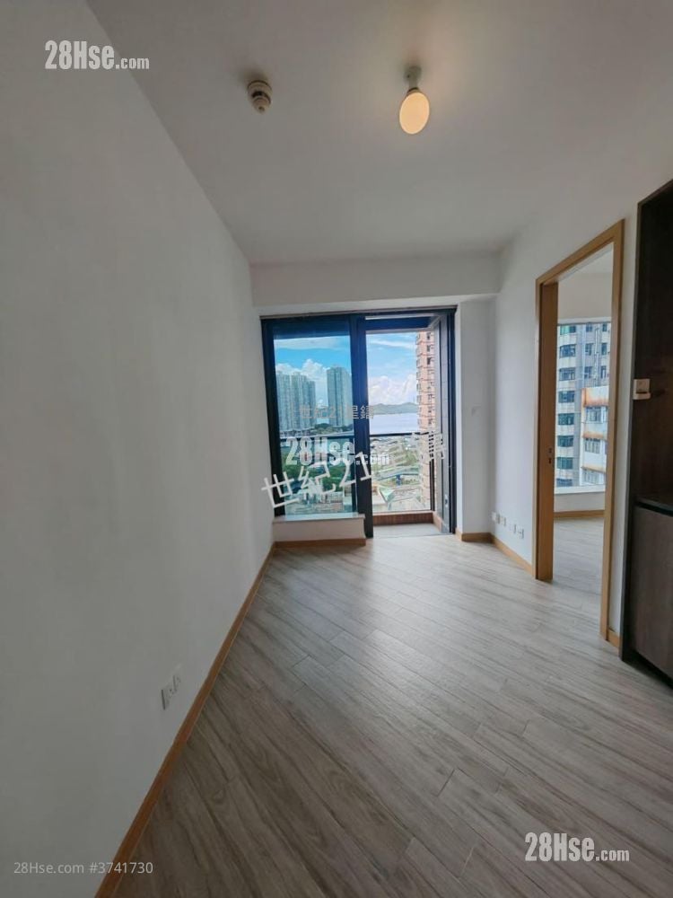 South Walk Aura Rental 1 Bedroom , 1 Bathroom 265 ft²