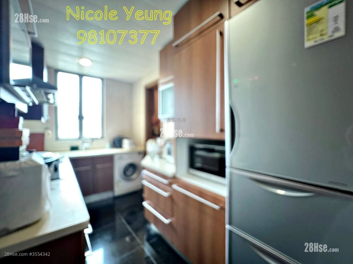 Parc Palais Sell 3 Bedrooms , 2 Bathrooms 1,001 ft²