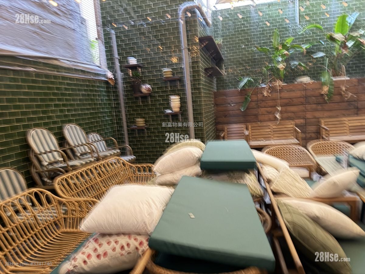 18-20 Sing Woo Road  Rental