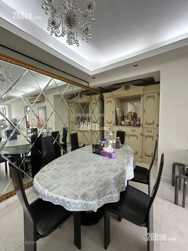 花园大厦 售盘 4 房 , 3 浴室 1,227 平方尺