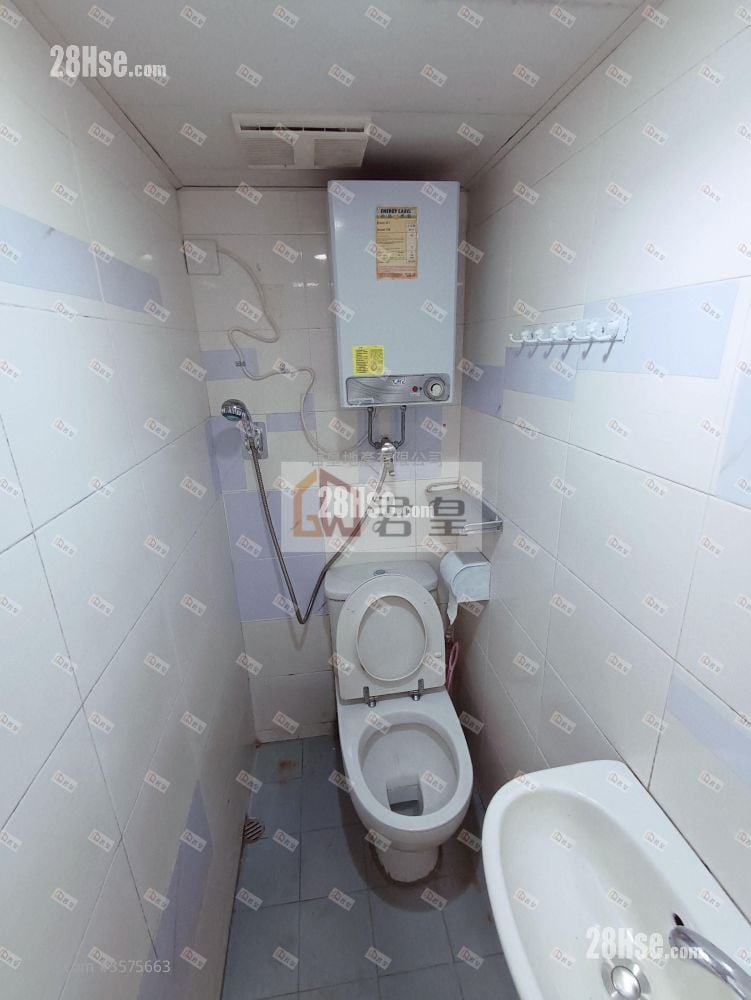 Chun Po House Sell 2 Bedrooms , 2 Bathrooms 312 ft²