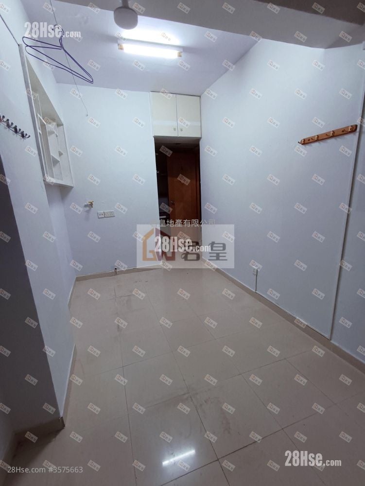 Chun Po House Sell 2 Bedrooms , 2 Bathrooms 312 ft²