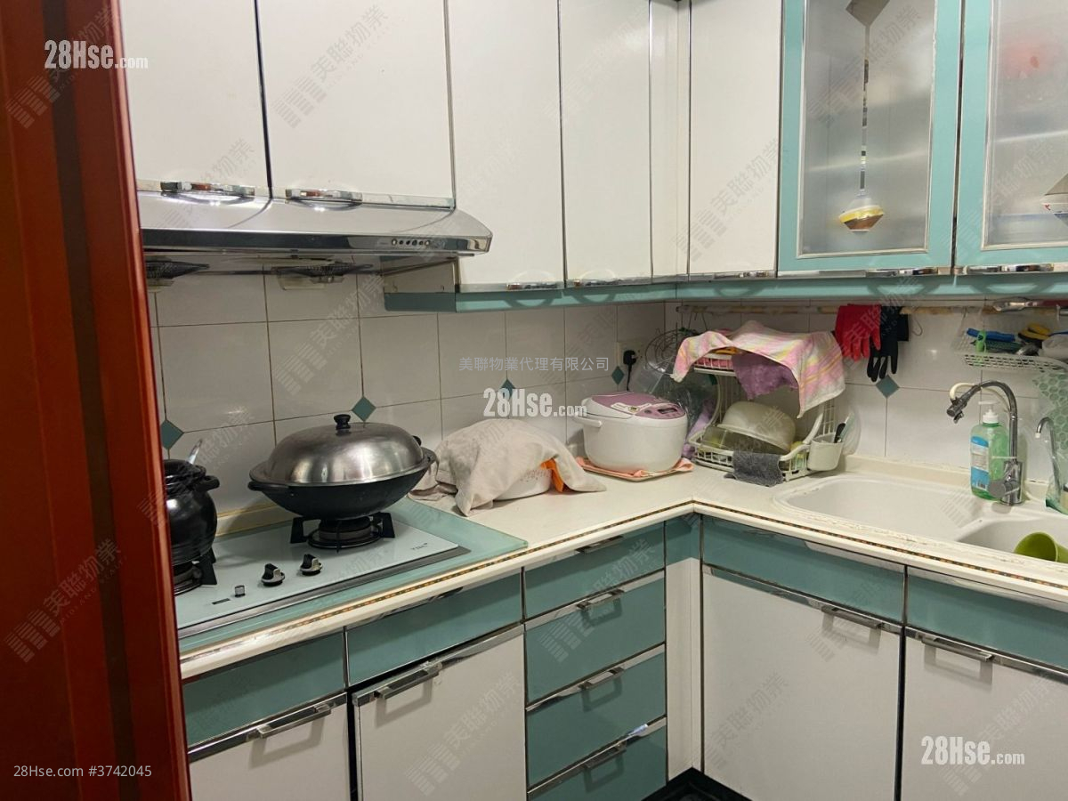 灝景灣 售盤 3 房 , 2 浴室 831 平方呎