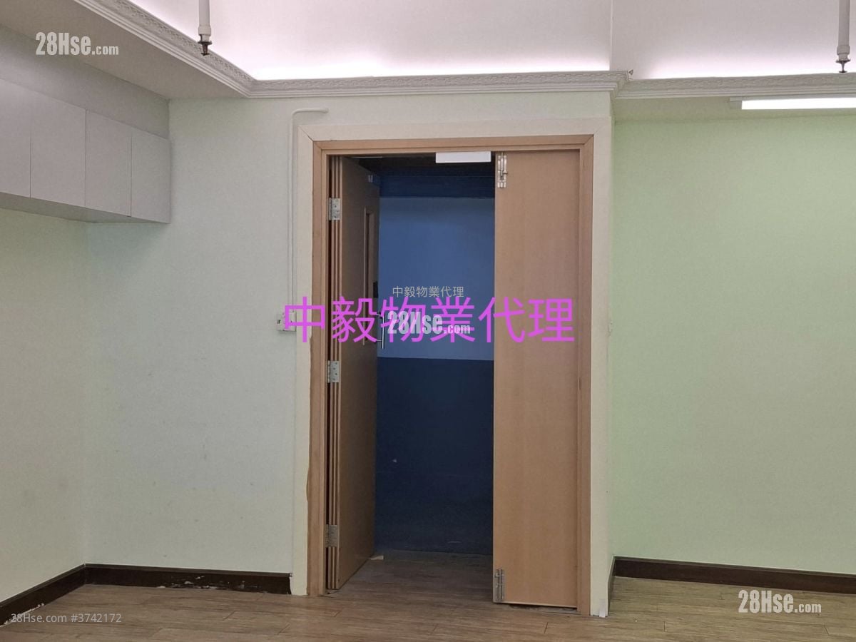 Kai Fuk Industrial Centre Rental 800 ft²