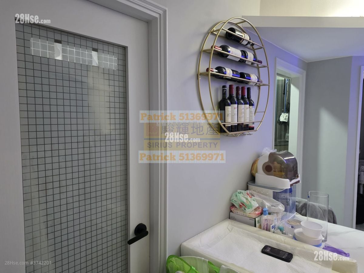 Cascades Sell 2 Bedrooms , 1 Bathroom 475 ft²