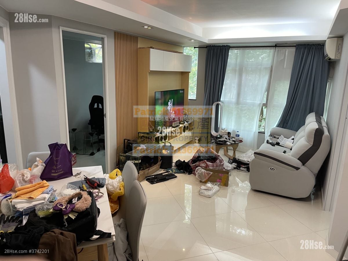 Cascades Sell 2 Bedrooms , 1 Bathroom 475 ft²