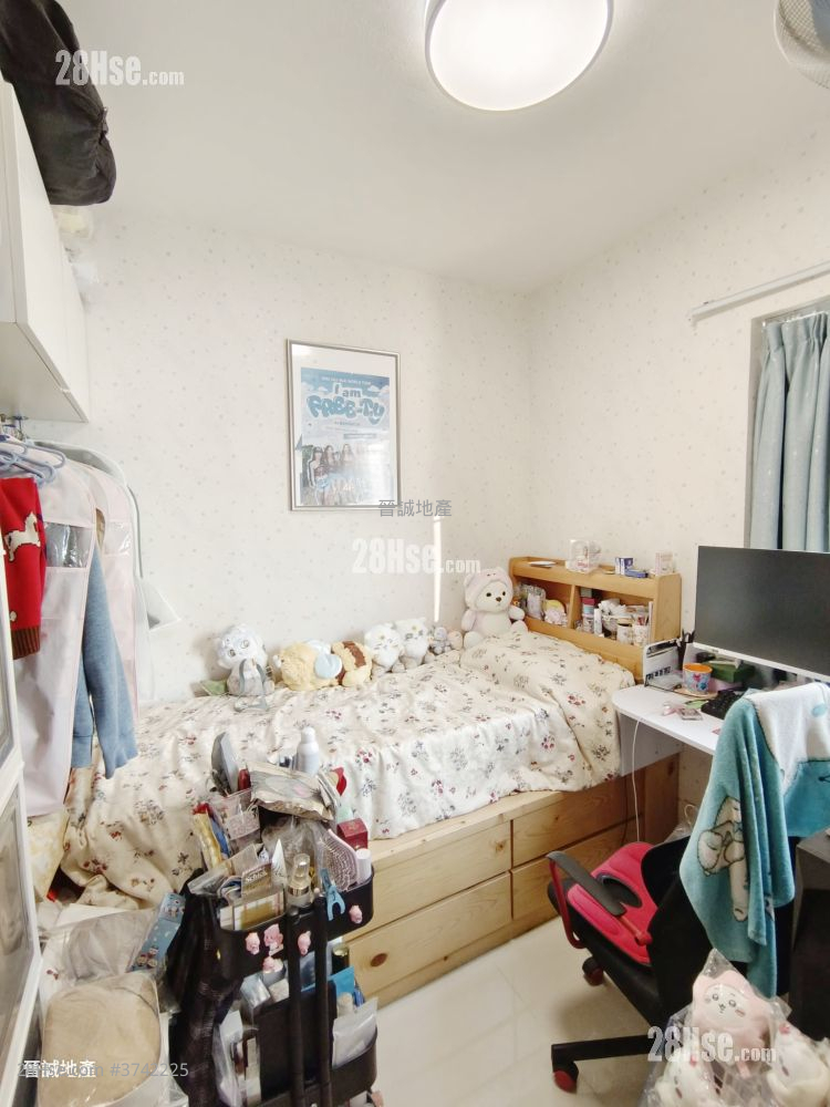 碧堤半島 售盤 4 房 , 3 浴室 935 平方呎