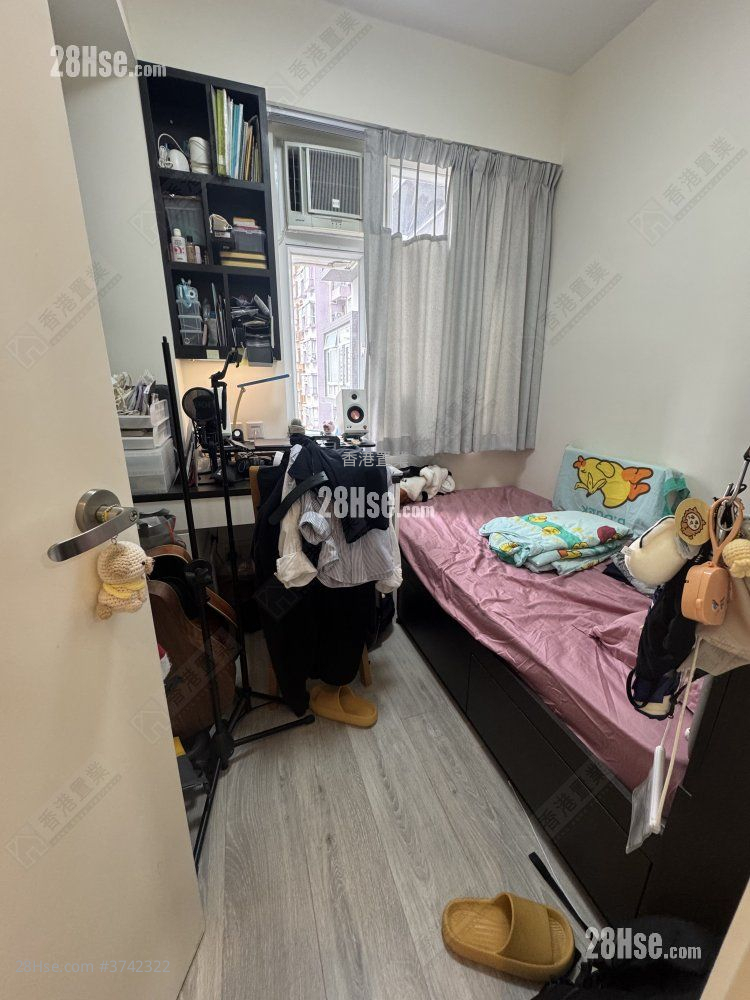 興漢大廈 售盤 4 房 , 2 浴室 907 平方呎