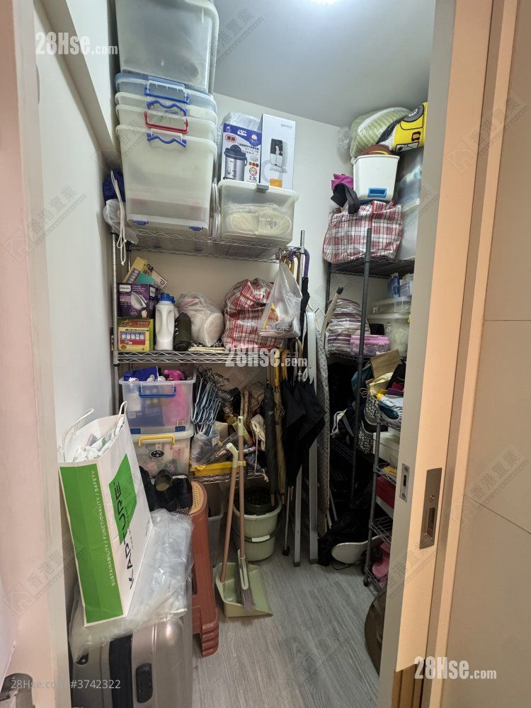 興漢大廈 售盤 4 房 , 2 浴室 907 平方呎