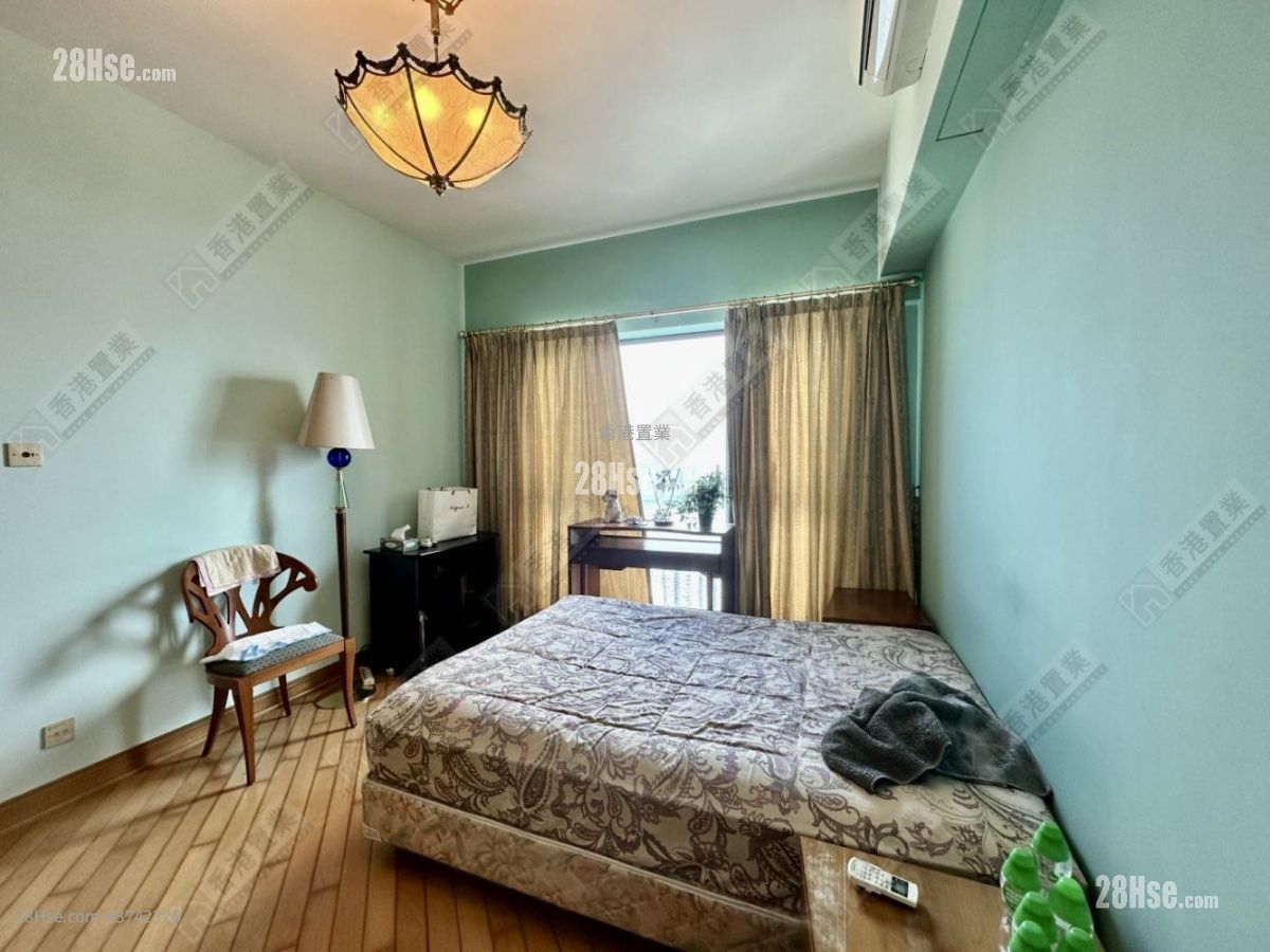 豪廷峰 售盤 4 房 , 3 浴室 1,429 平方呎