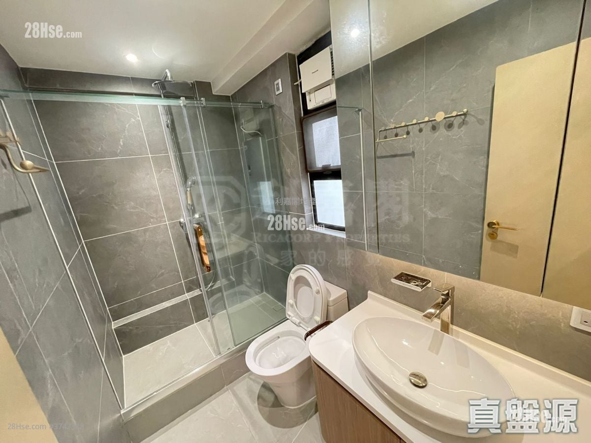 海裕苑 租盤 3 房 1,181 平方呎