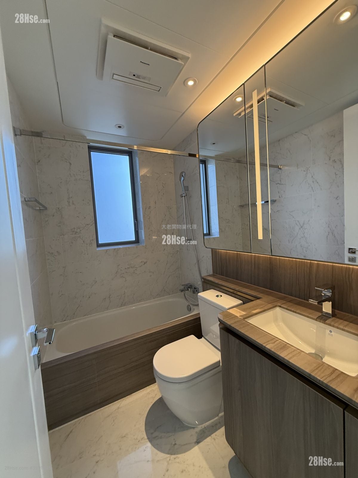 Koko Hills Sell 3 Bedrooms , 2 Bathrooms 770 ft²