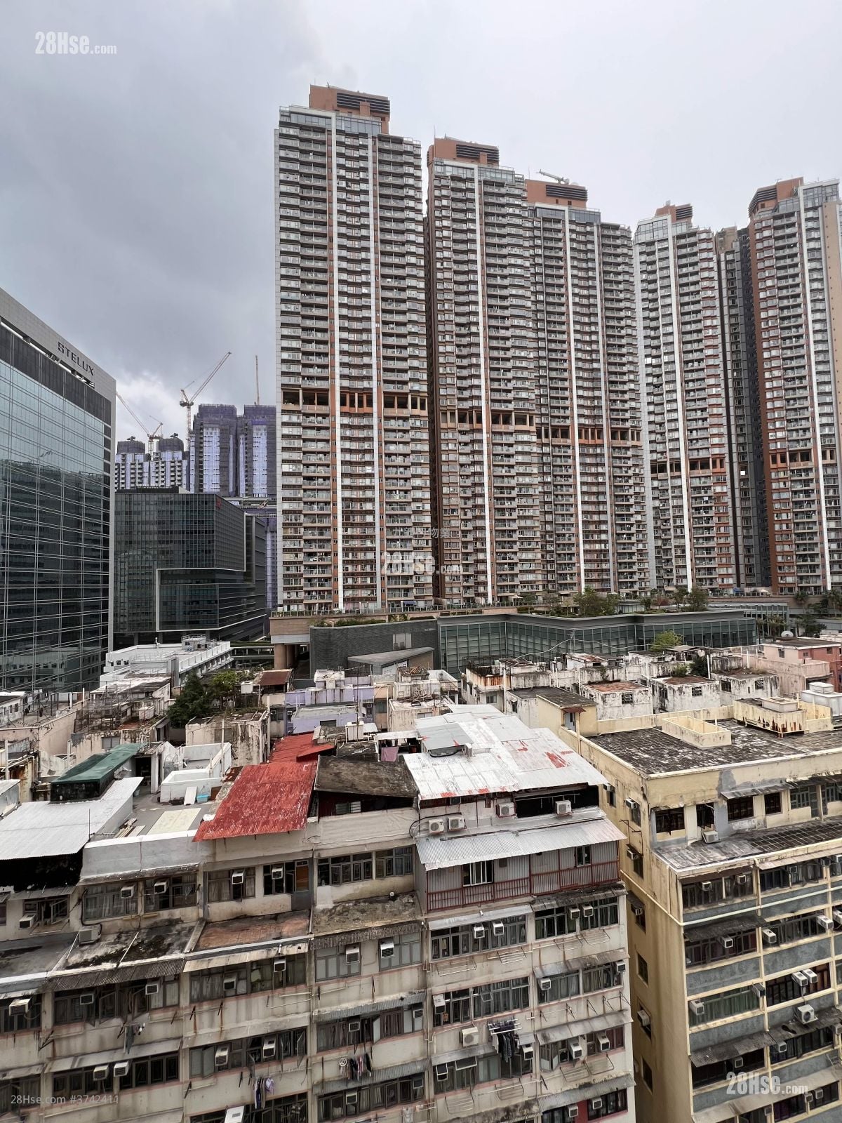 Hong King Building Sell 437 ft²