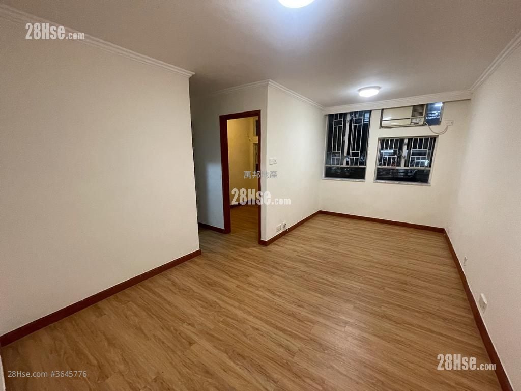 Yue On Court Sell 2 Bedrooms 493 ft²