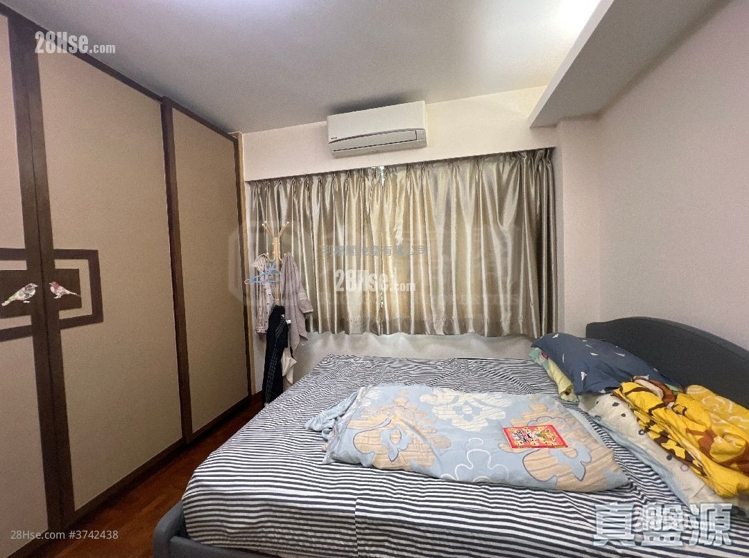 海裕苑 租盤 3 房 , 2 浴室 1,077 平方呎