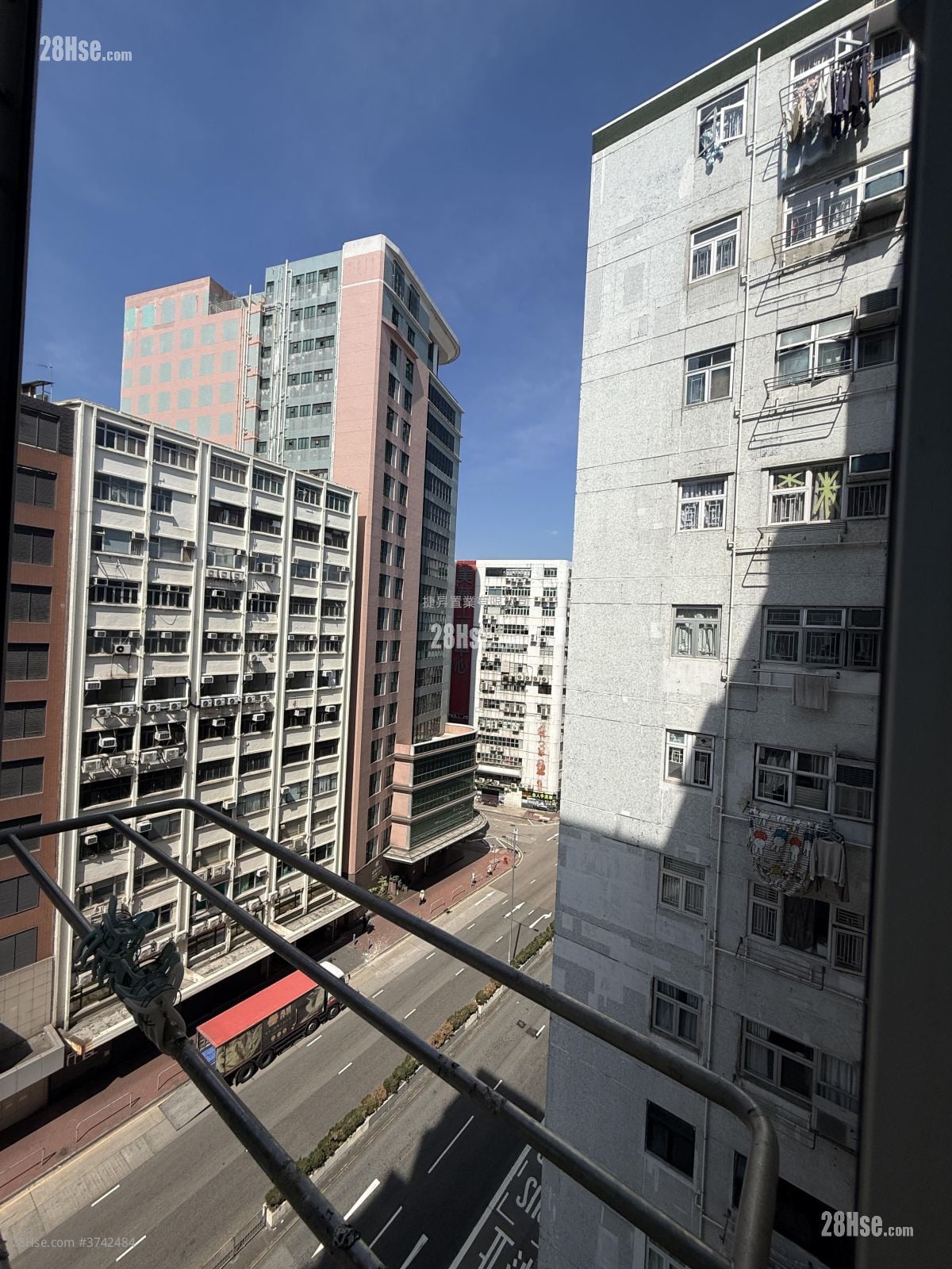 伟恒昌新村 租盘 2 房 , 1 浴室 456 平方尺