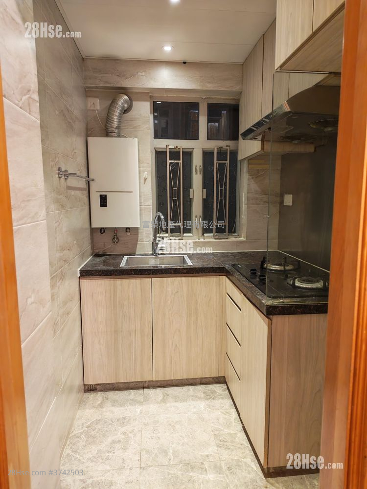 黃埔新村 售盤 2 房 , 1 浴室 401 平方呎