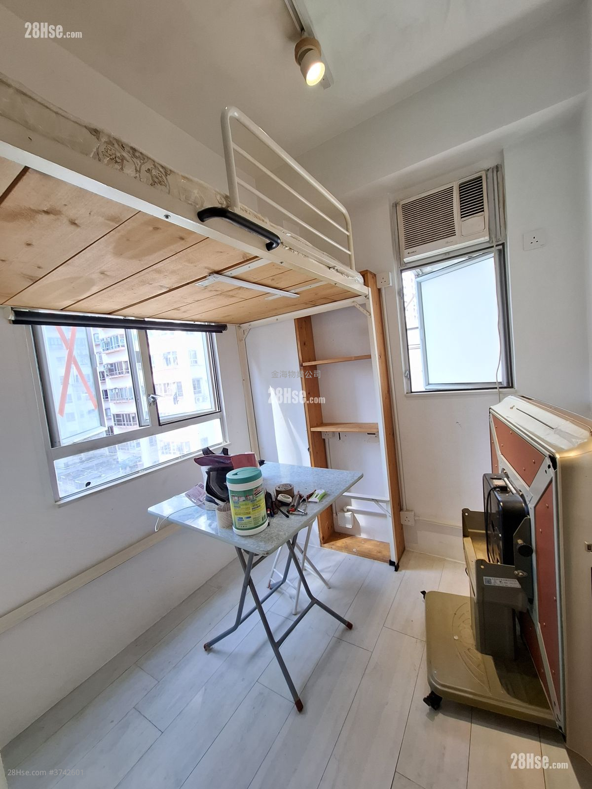 海昇大廈 售盤 2 房 , 1 浴室 271 平方呎