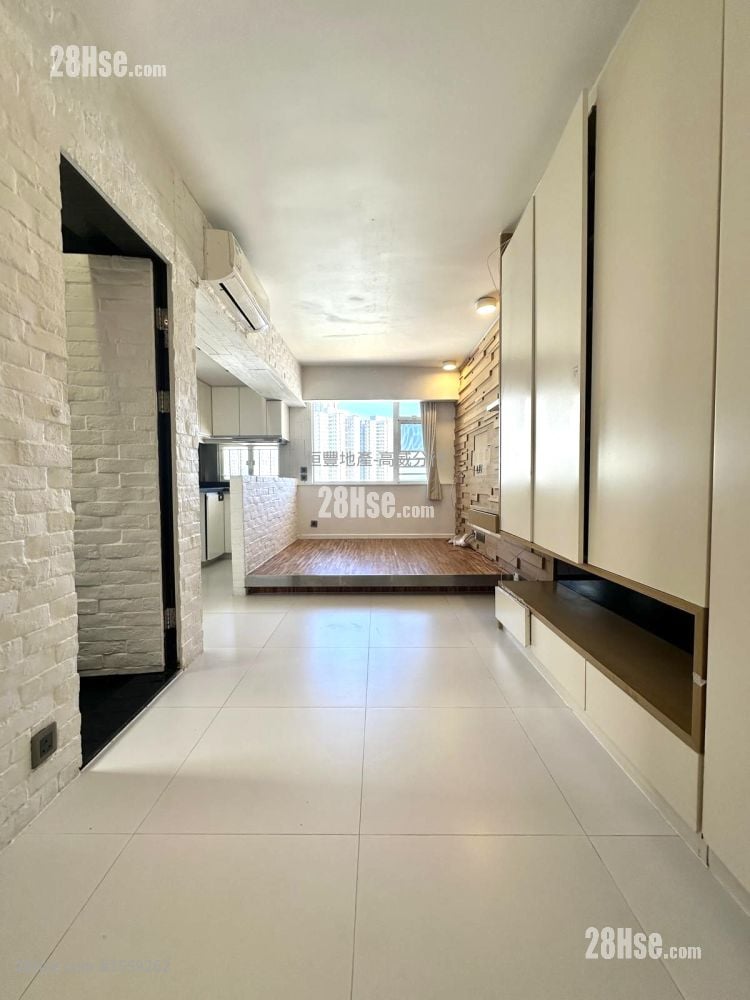 Wah Yu Court Rental 1 Bedroom , 1 Bathroom 352 ft²