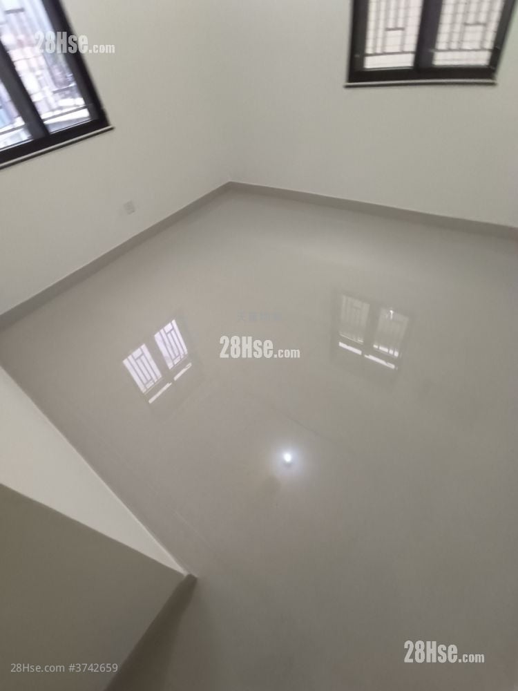 屯門新村 租盤 3 房 , 1 浴室 700 平方呎