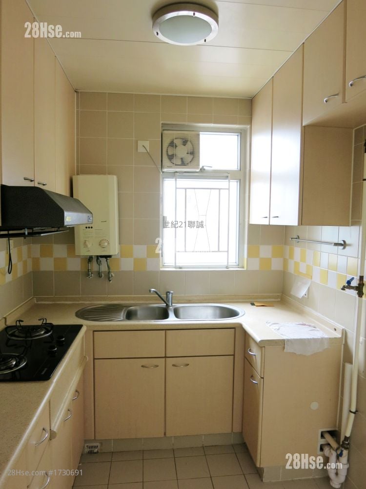 Hong Yat Court Rental 2 Bedrooms , 1 Bathroom 506 ft²