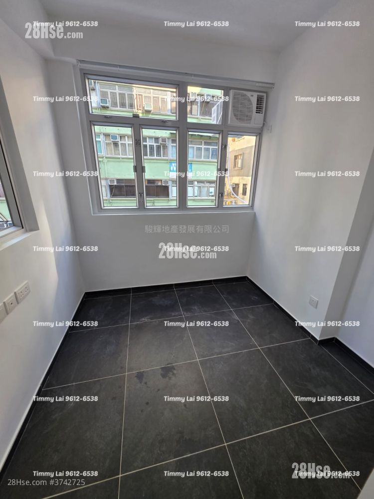 龍飛大廈 租盤 1 房 , 1 浴室 180 平方呎