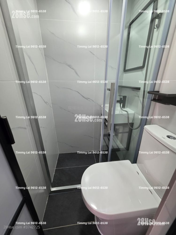 龍飛大廈 租盤 1 房 , 1 浴室 180 平方呎