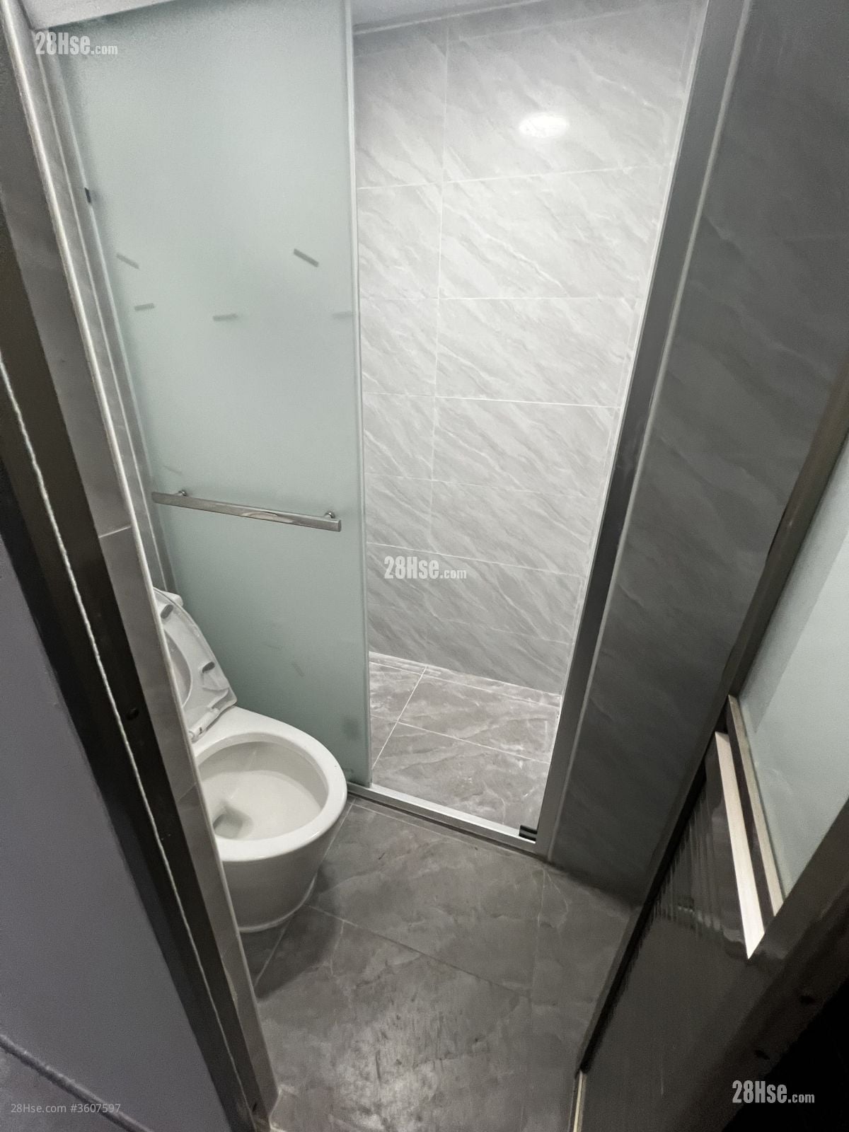 Kam Shan Lau Rental 250 ft²