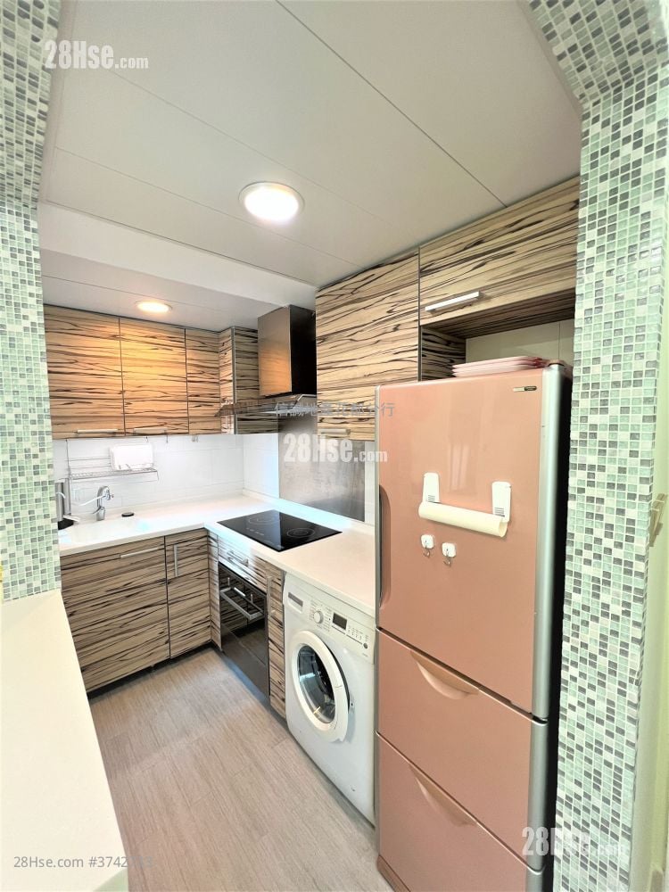 花都广场 售盘 3 房 , 1 浴室 526 平方尺