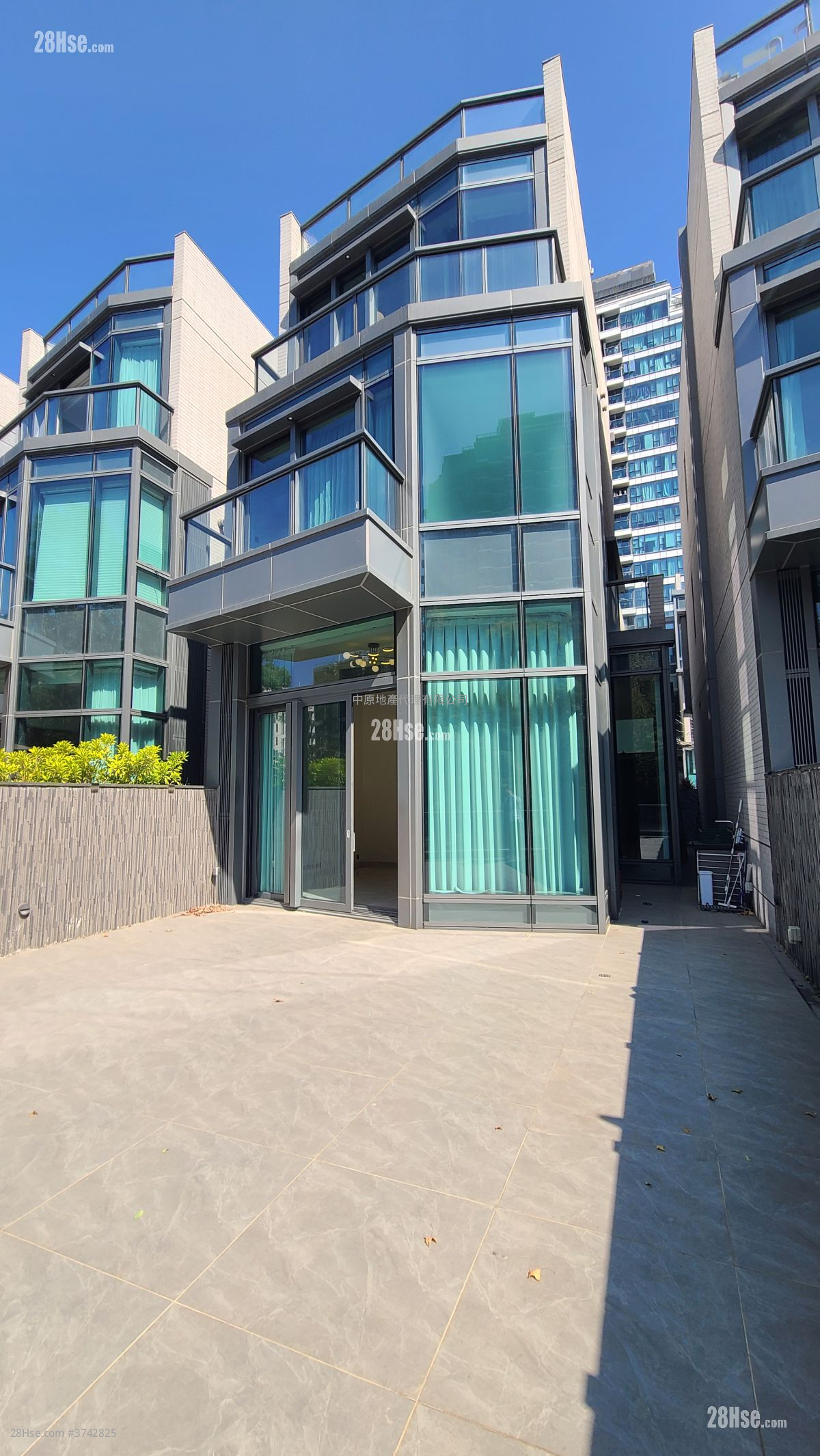 大廈外觀: 上源 租盤 4 房 , 5+ 浴室 2,741 平方呎